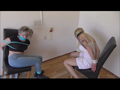 ❤️ Addictus / ligatus et clausus / puella in tribulatione Fuck video at la.hentai-menu.ru